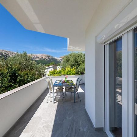 Apartments Lucija Baška Dış mekan fotoğraf