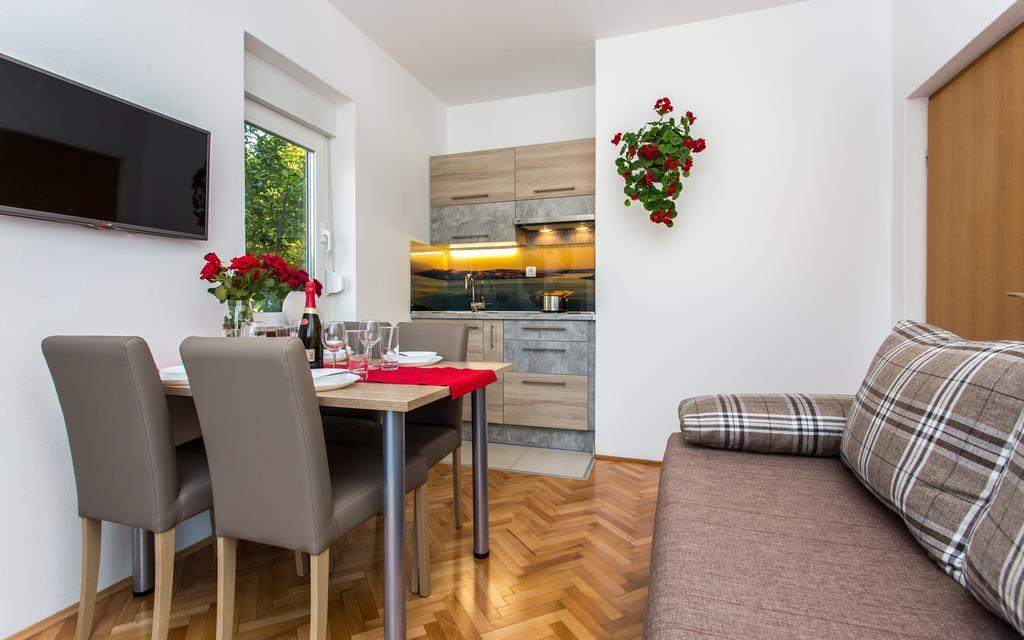 Apartments Lucija Baška Dış mekan fotoğraf