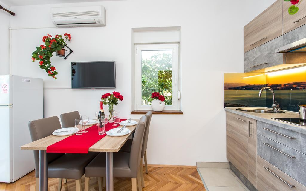 Apartments Lucija Baška Dış mekan fotoğraf